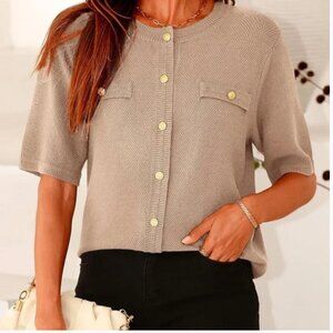 NWT Tan Short Sleeve Gold Button Down Sweater Top by PRETTY GARDEN sz L